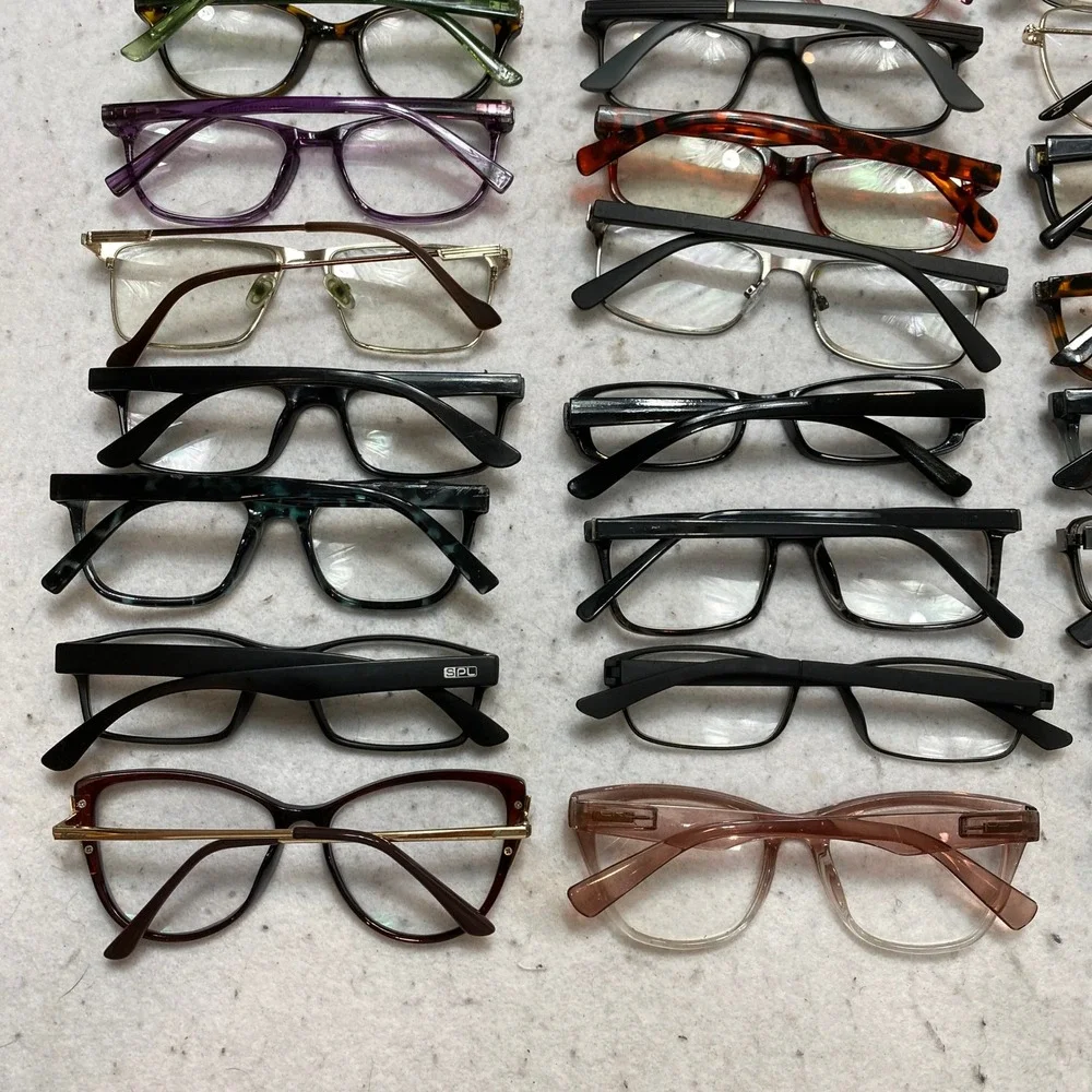 Lot Of 30 Mixed Reading Glasses Bundle Unisex OS Rectangular Cat Eye Bundle